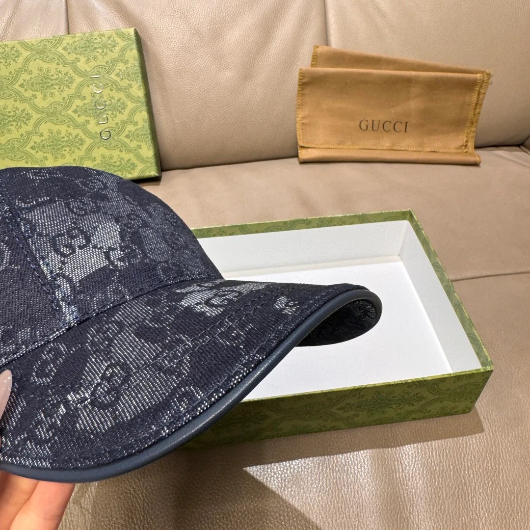 Stylish denim webbing baseball cap