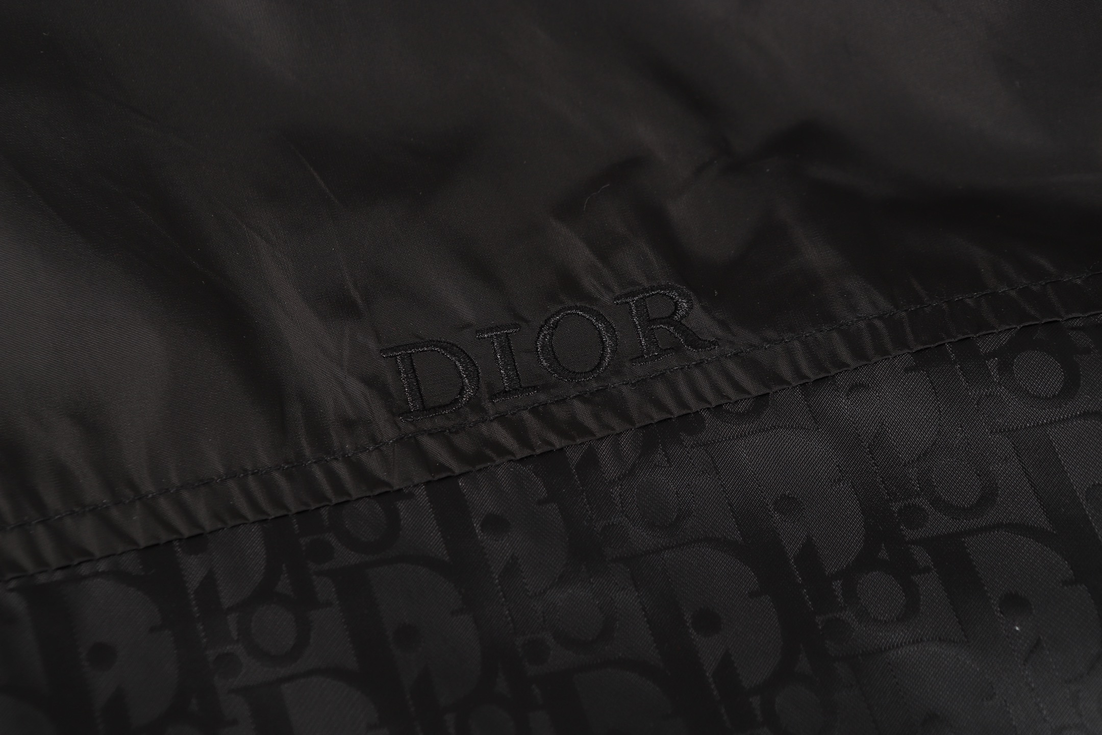 All-over print patchwork hooded jacket