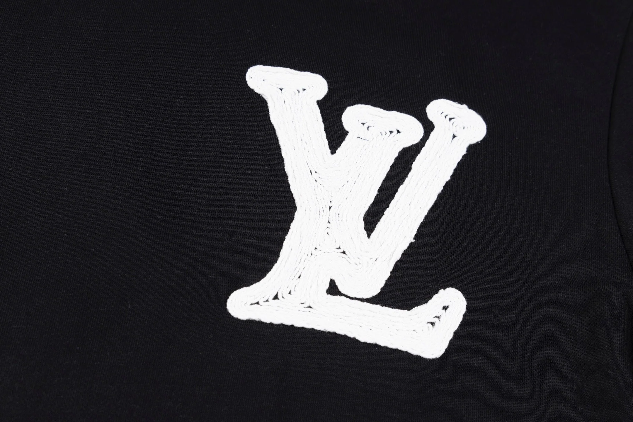 Embroidered Fashion sweatshirt