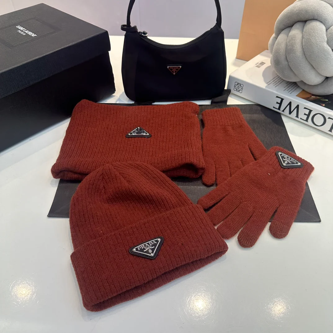 Triangle knitted scarf hat gloves set
