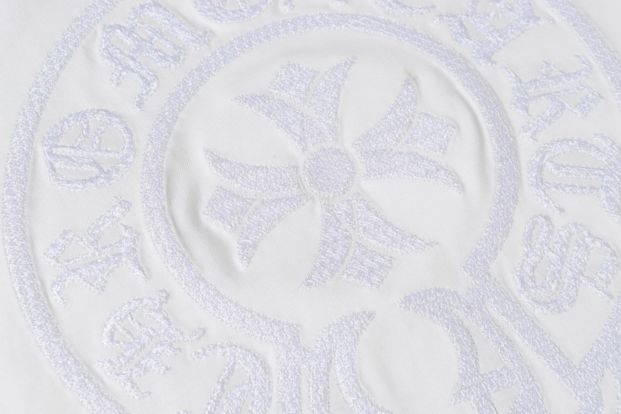 Double-sided embroidered cotton T-shirt