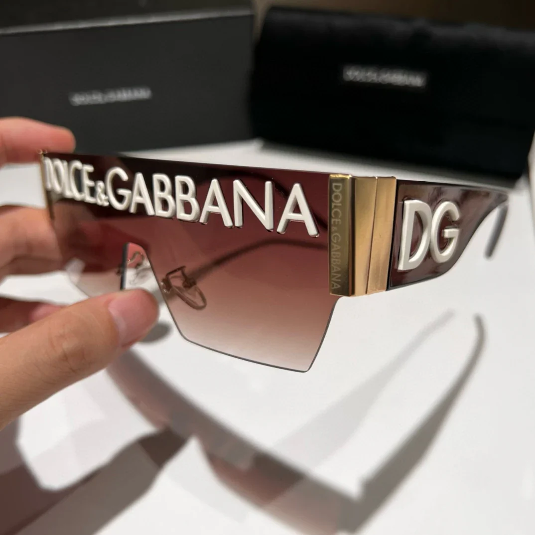 8 colors of trendy sunglasses  8834