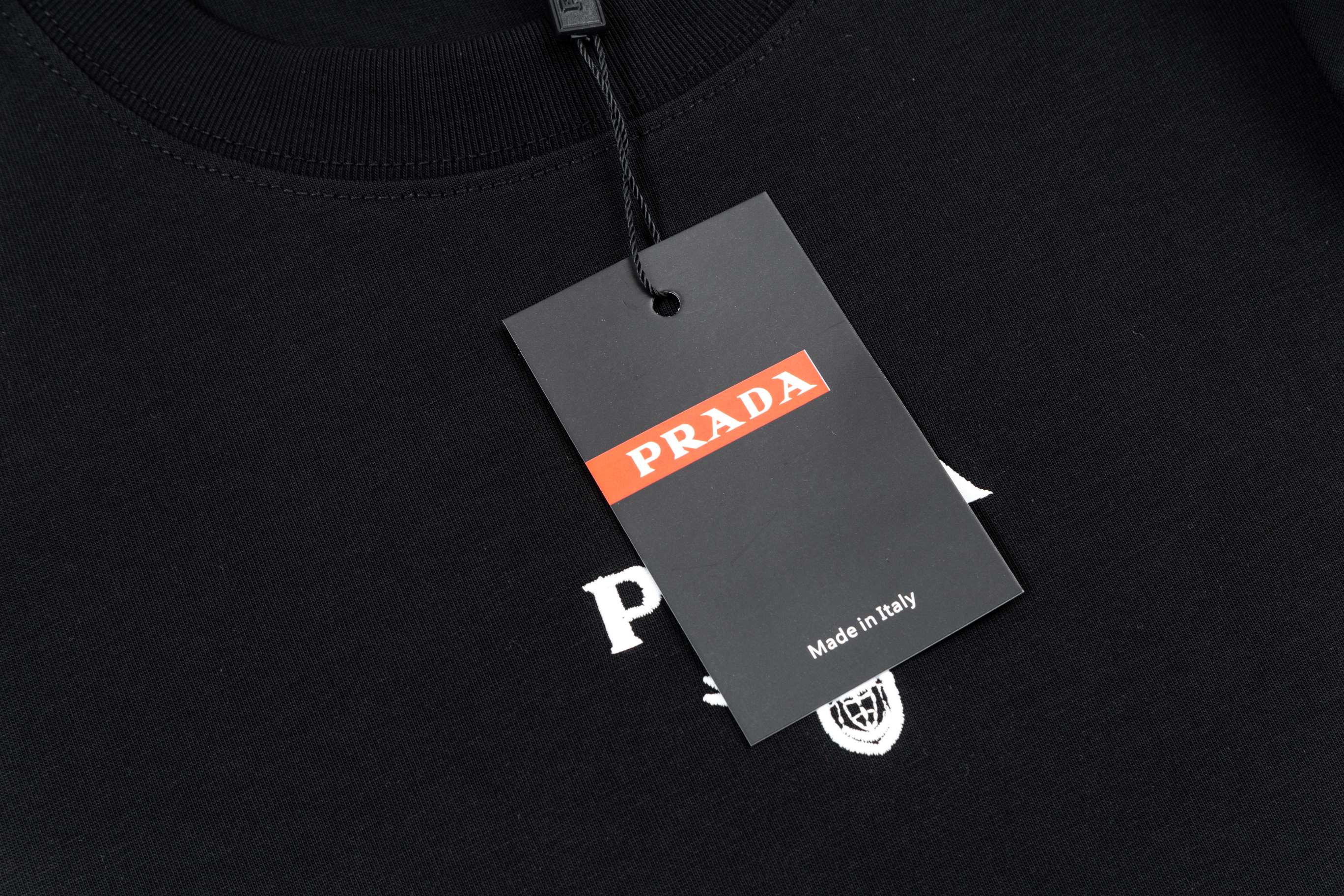 Embroidered crew neck cotton T-shirt