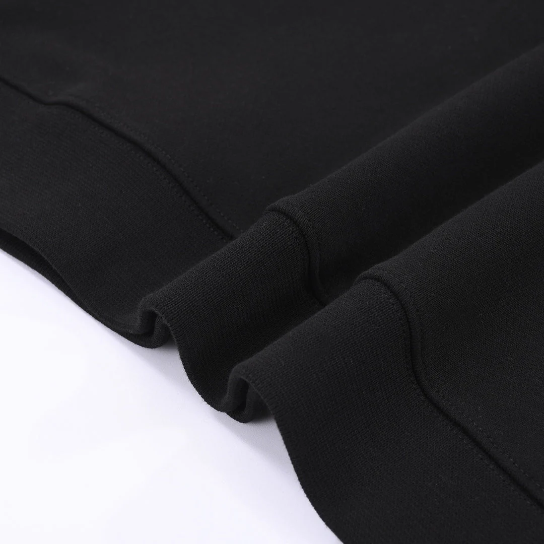 Pocket Print Sweatshirt