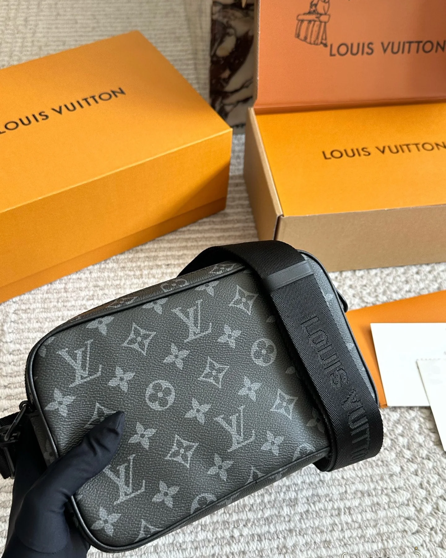 Fashion Leather men's crossbody bag