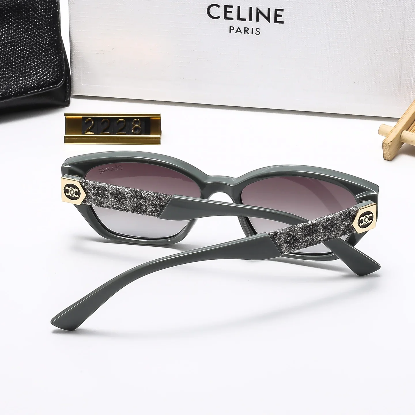 5 colors trendy polarized sunglasses  2228