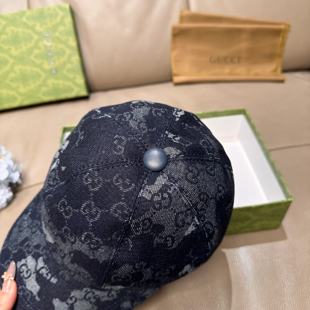 Stylish denim webbing baseball cap