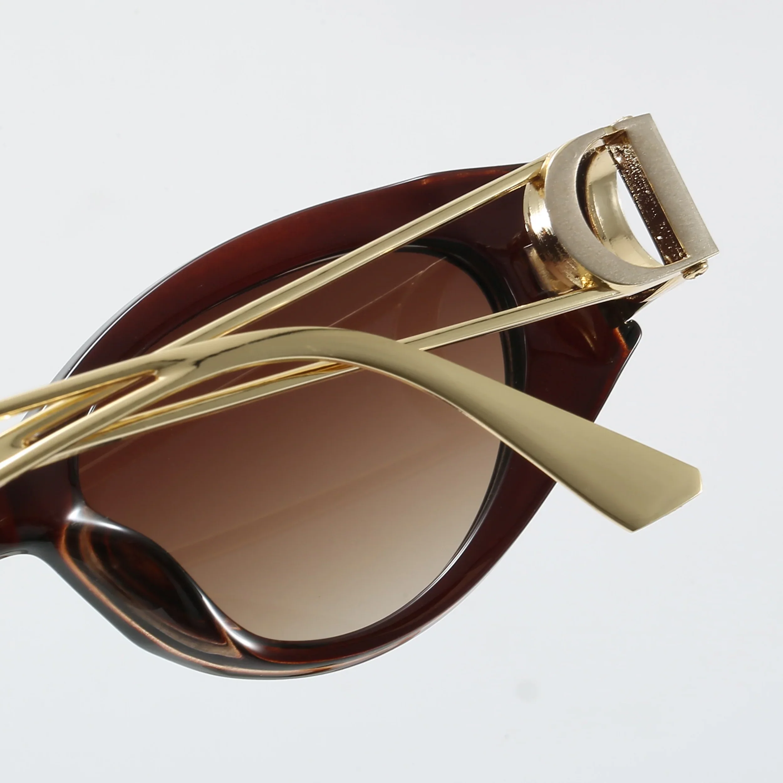 New Cat Eye Small Frame Sunglasses
