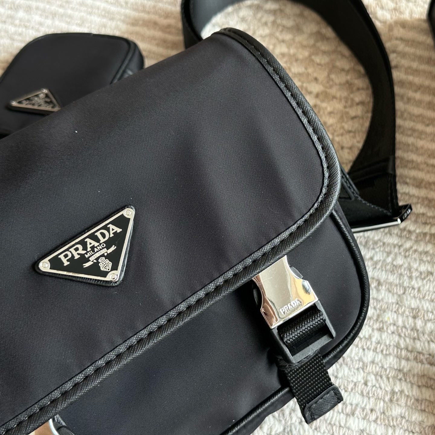 Black Nylon Men's Messenger Bag