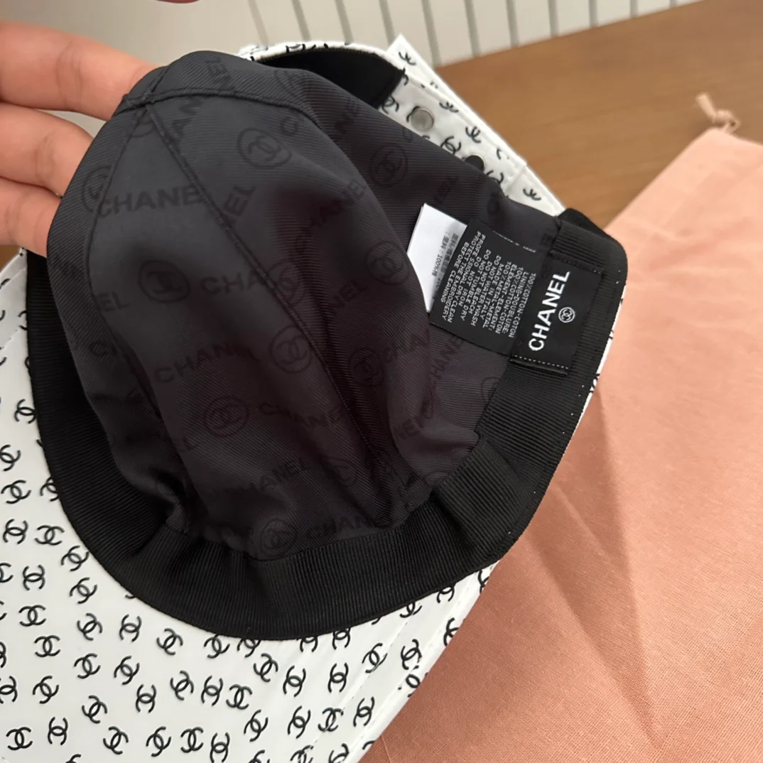 Printed lettering baseball cap