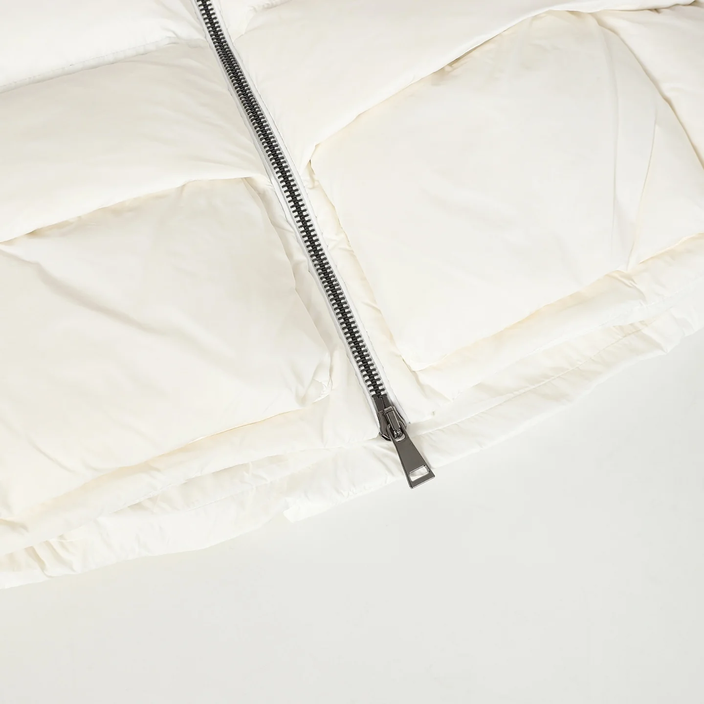 3D Quilted Zip-Up Down Jacket