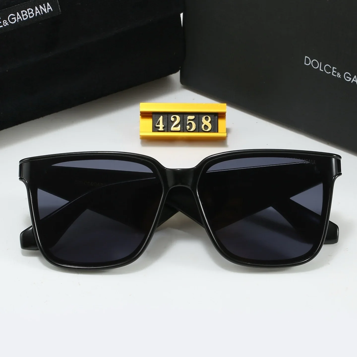 6 colors of fashionable and popular triangle-leg sunglasses  4258