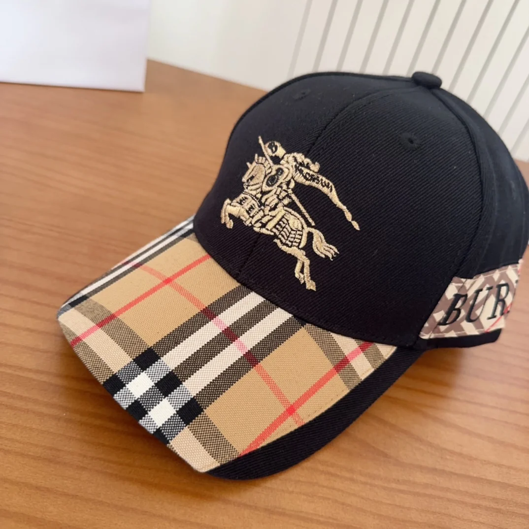 Embroidered plaid baseball cap