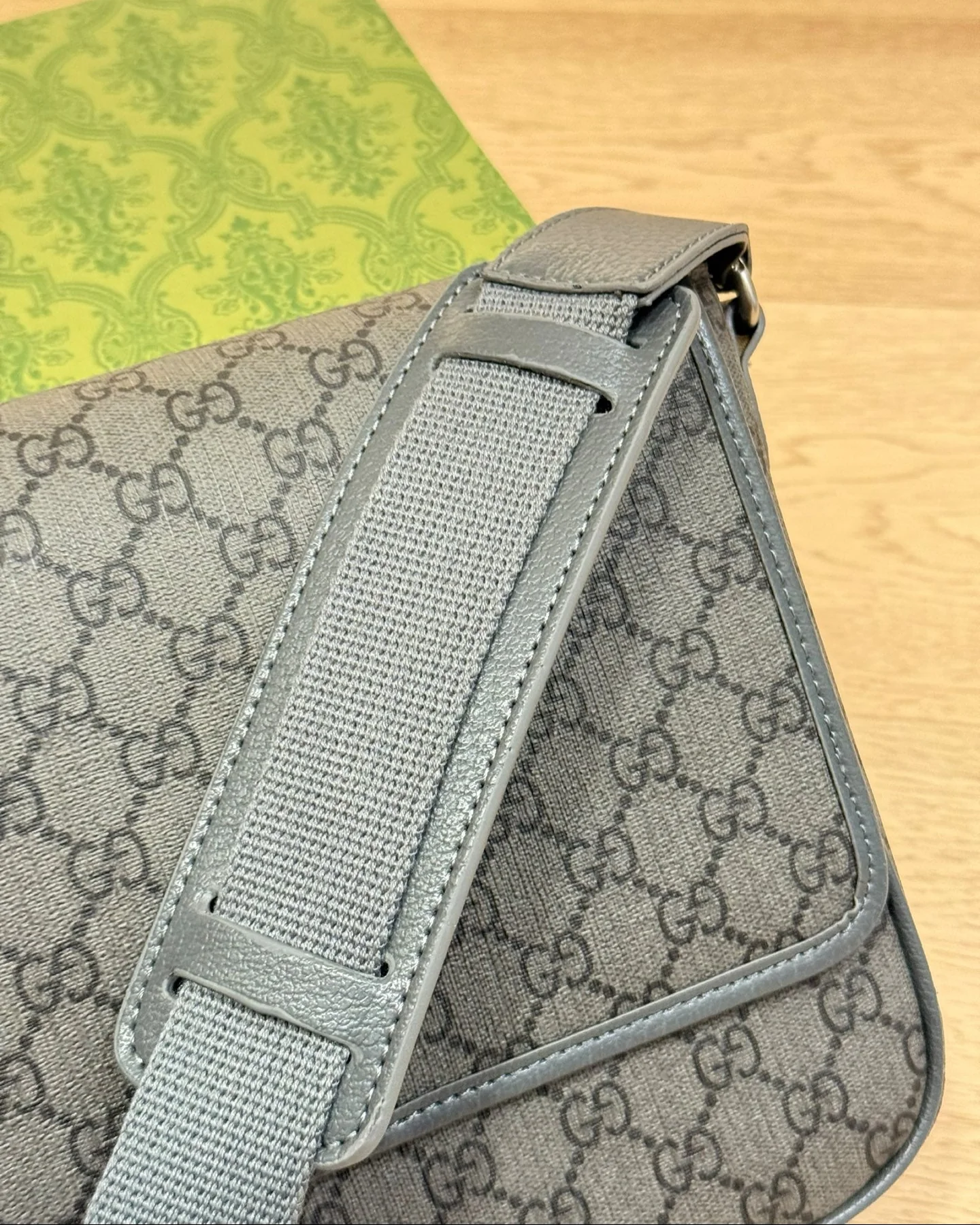 Men's Messenger Bag