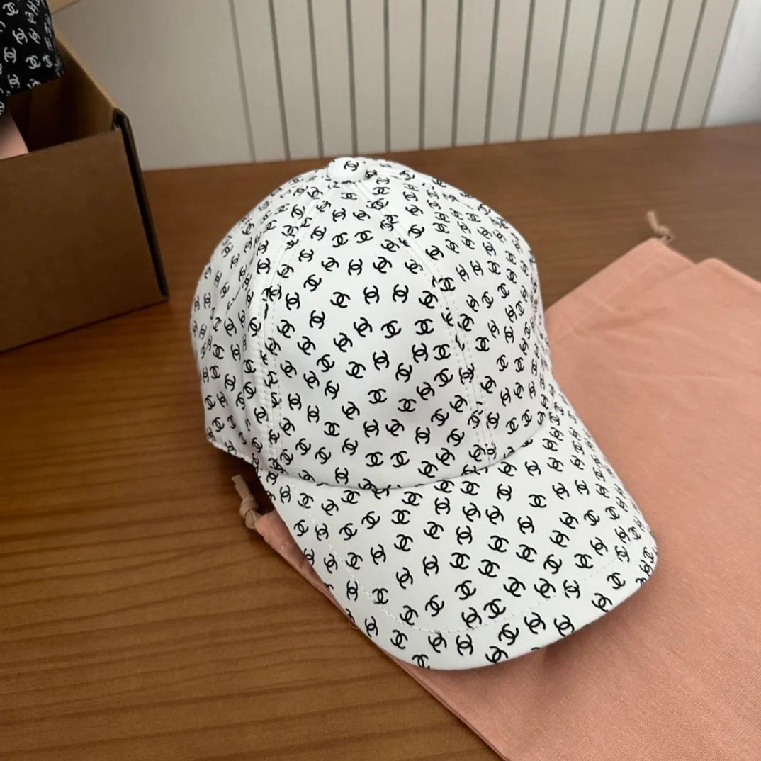 Printed lettering baseball cap