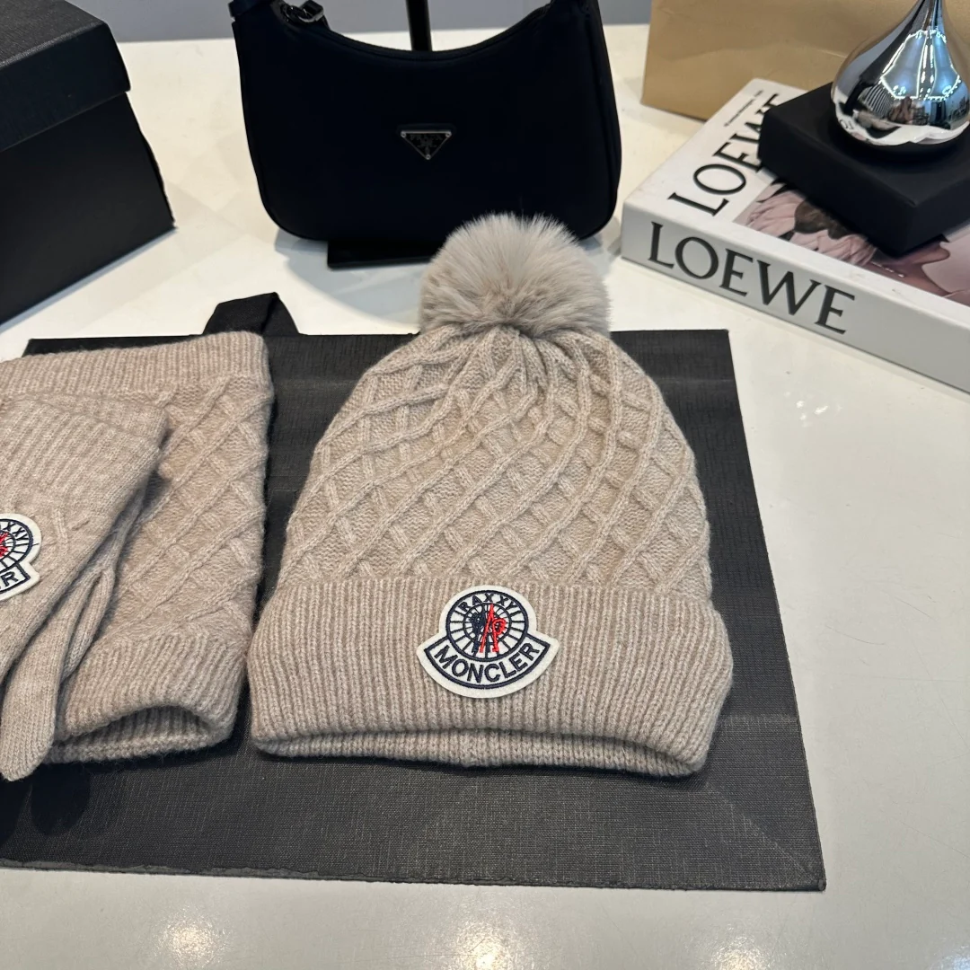 Embroidery knitted scarf hat gloves set