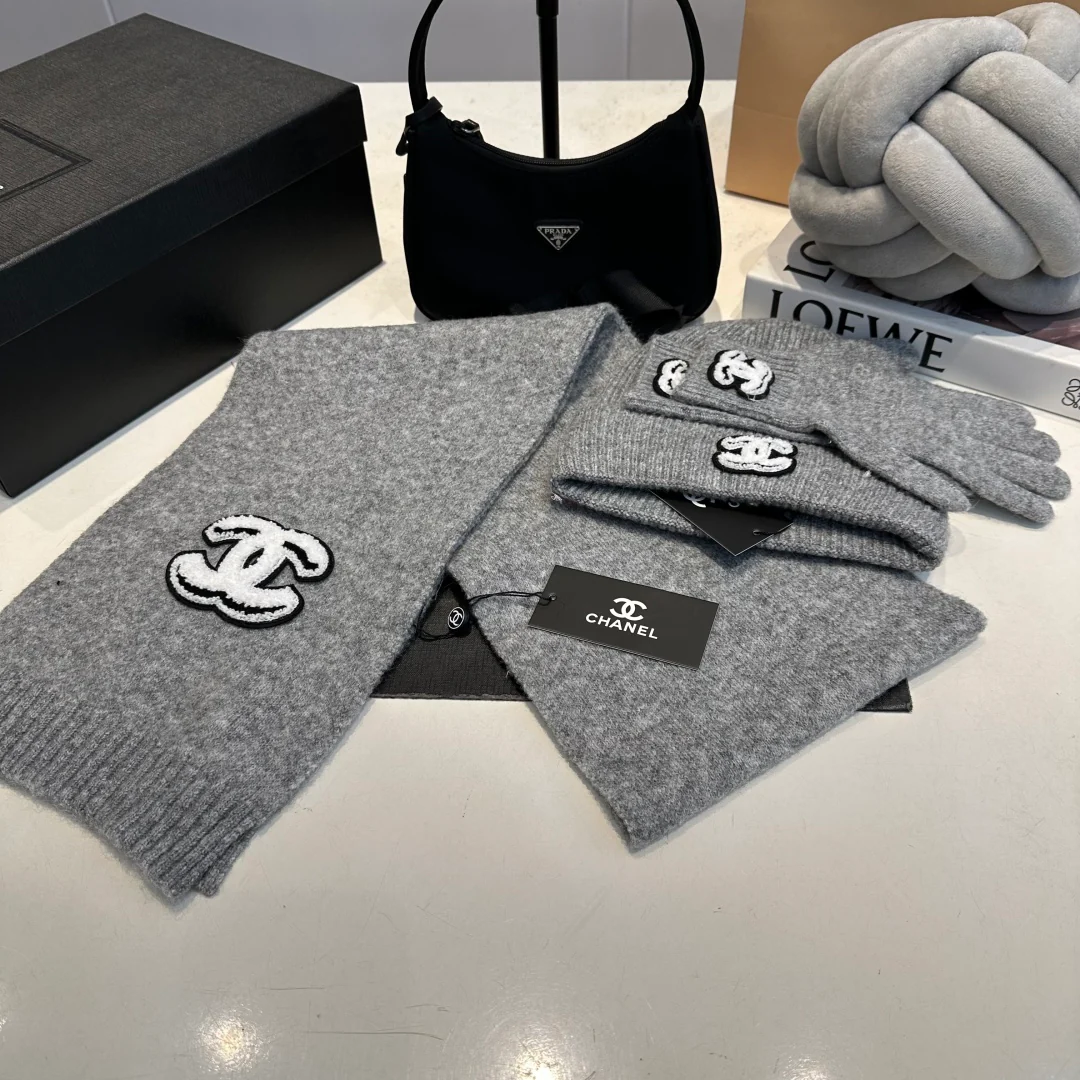 Embroidered knitted scarf hat gloves set