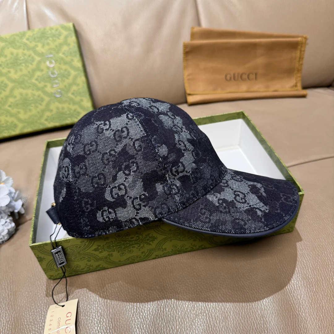 Stylish denim baseball cap