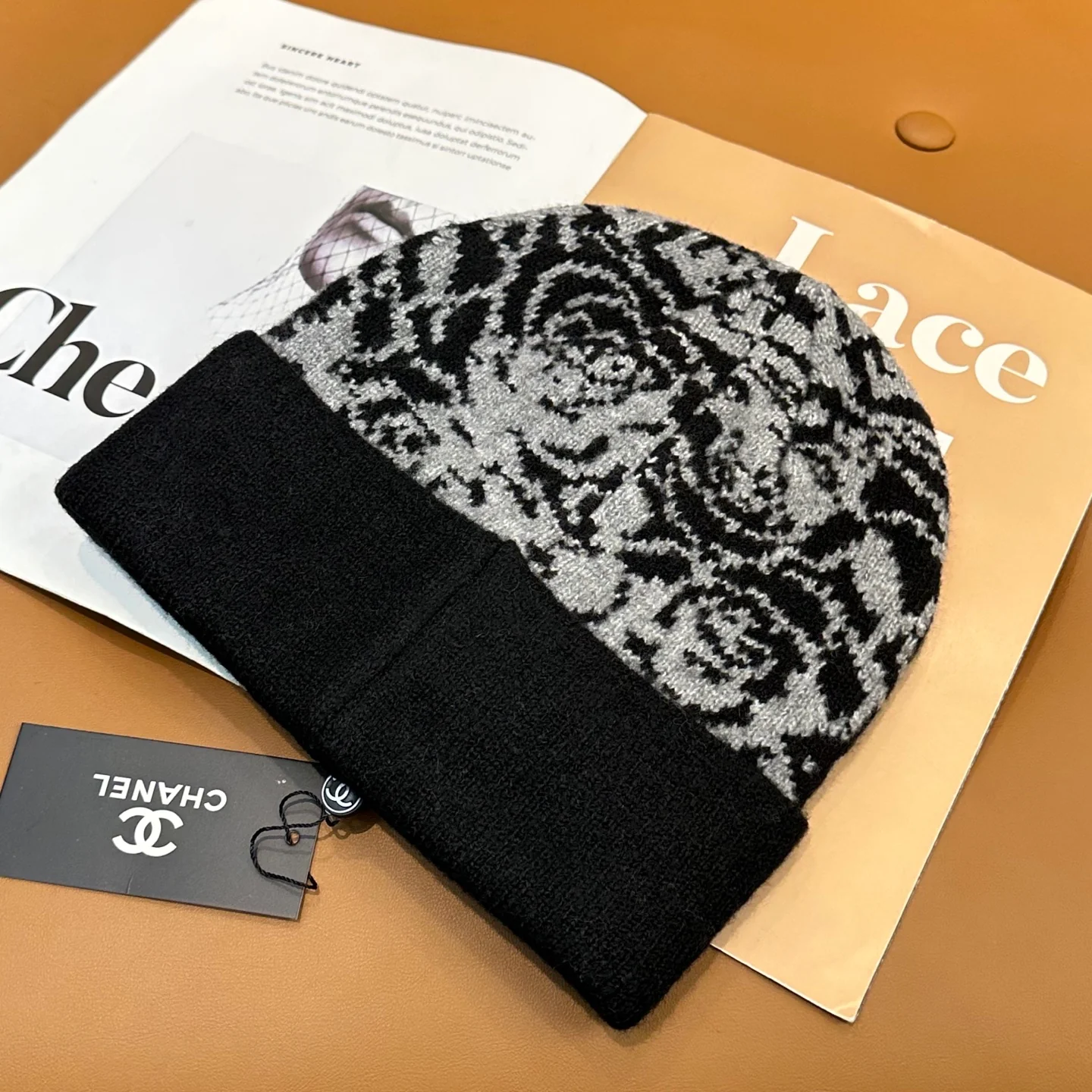 Camellia jacquard cashmere knitted  beanie