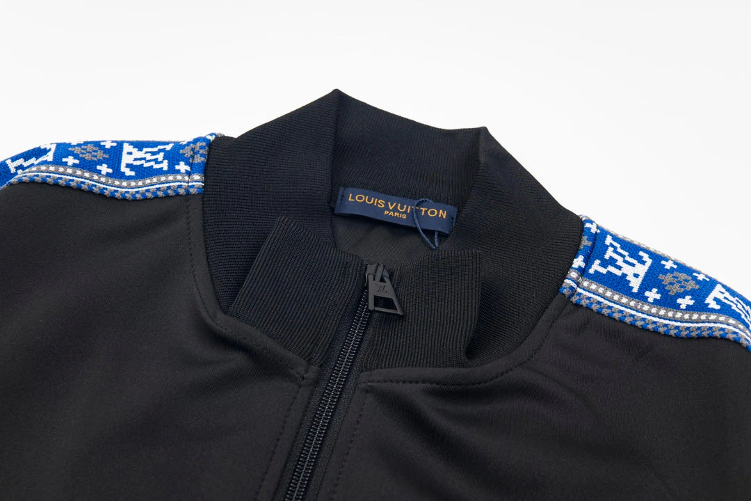 Jacquard zip-up jacket