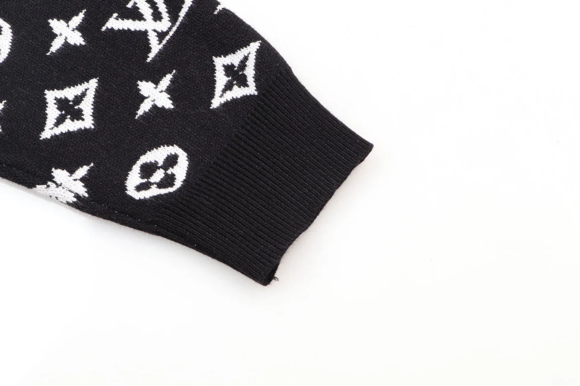 Knitted cashmere cardigan