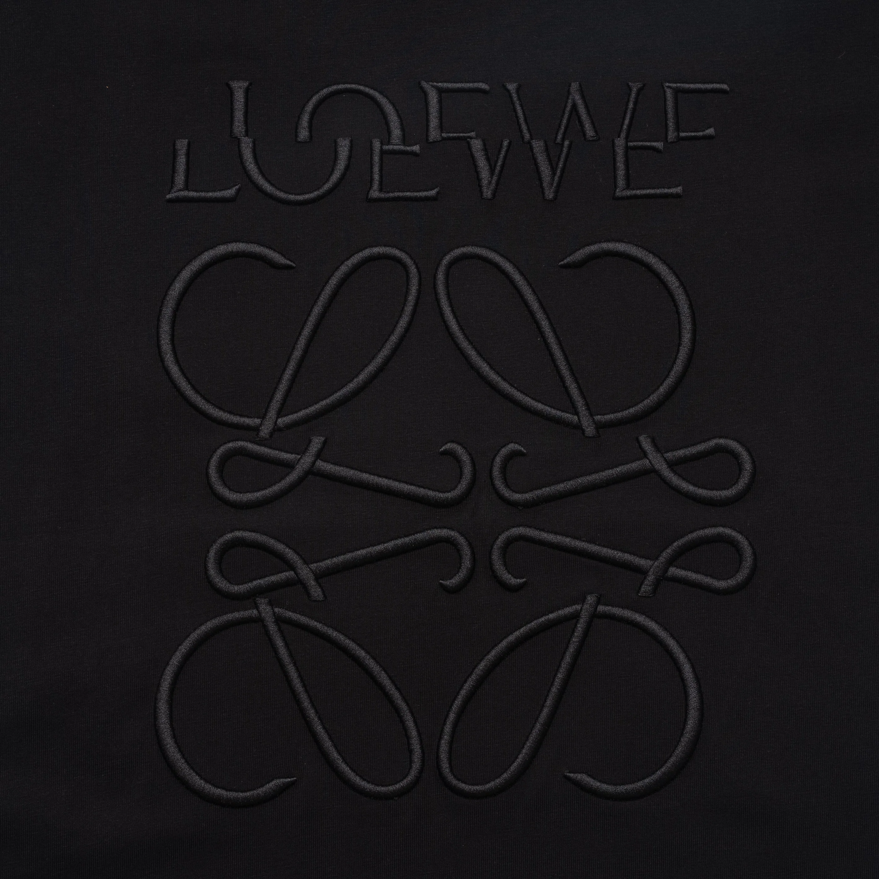 Fashion embroidered round neck cotton T-shirt