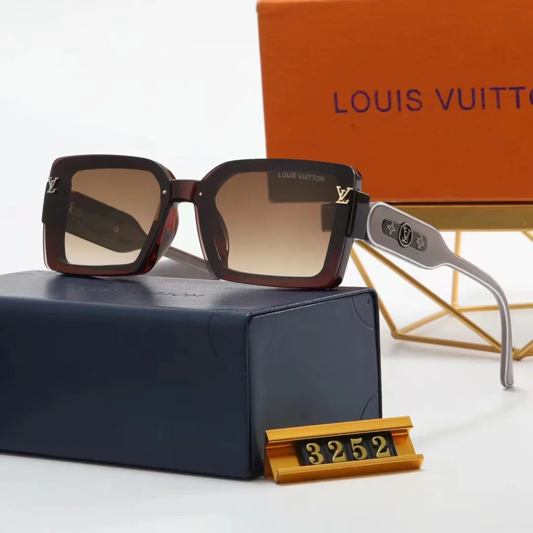 4 colors fashionable hot sunglasses  3252