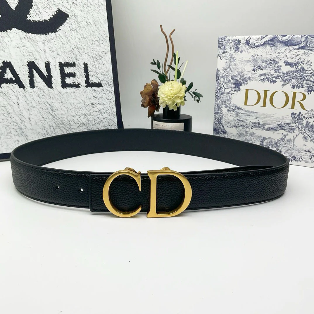 Fashion leather belts