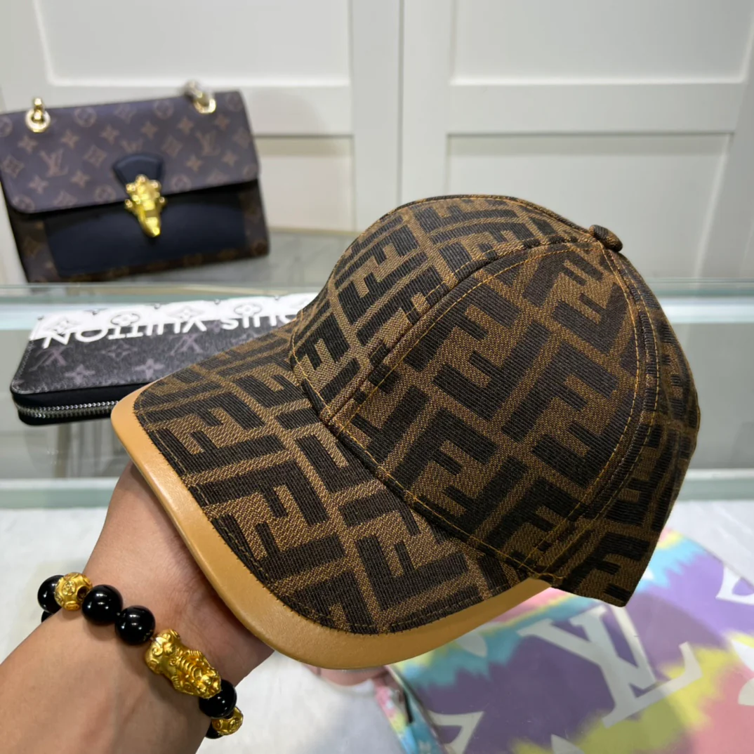 Fashion jacquard baseball cap