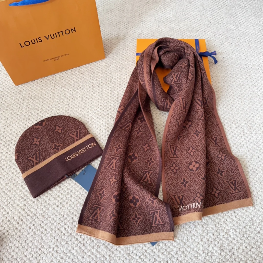 Jacquard cashmere scarf and hat set