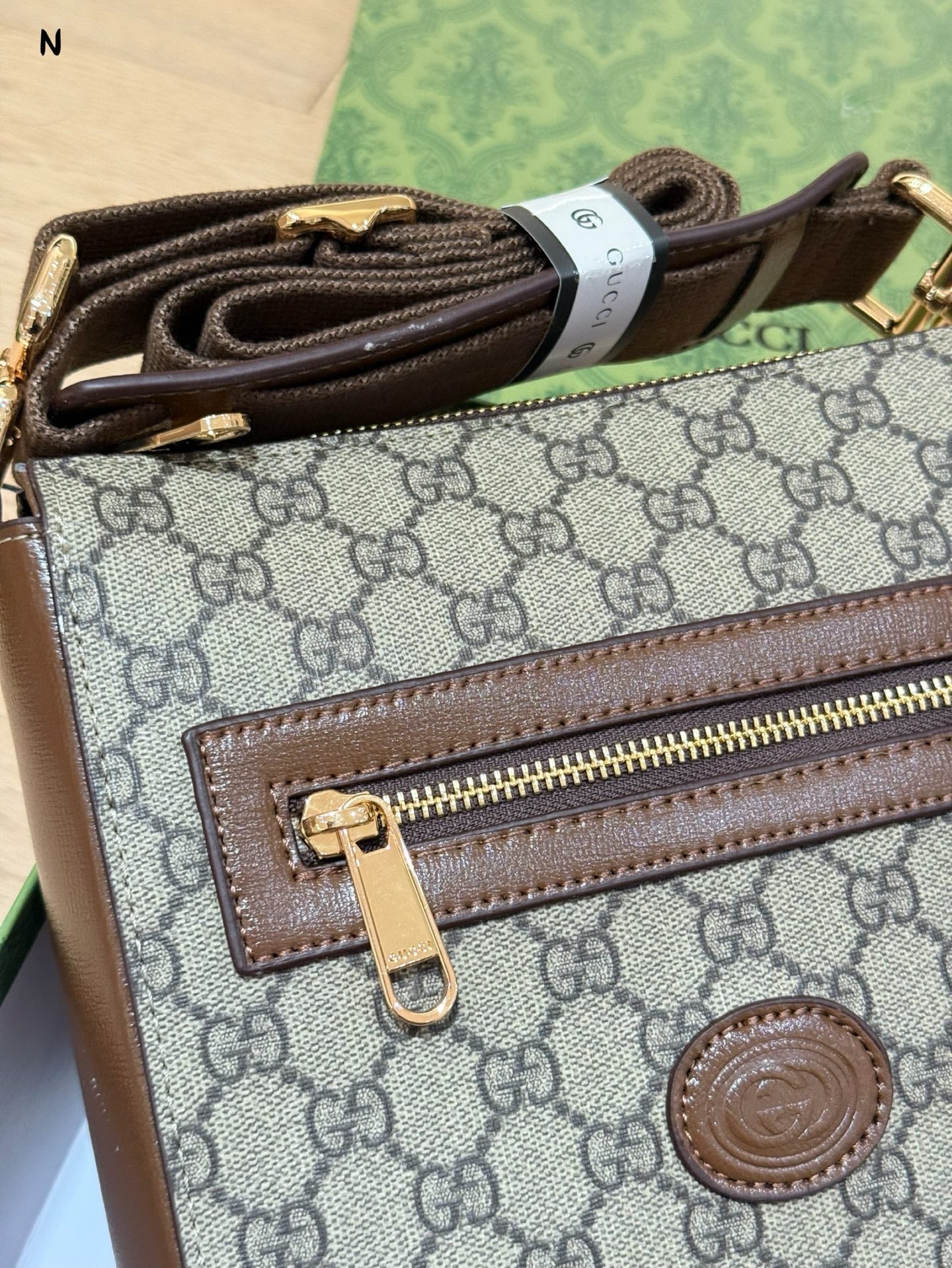 Men's crossbody bags