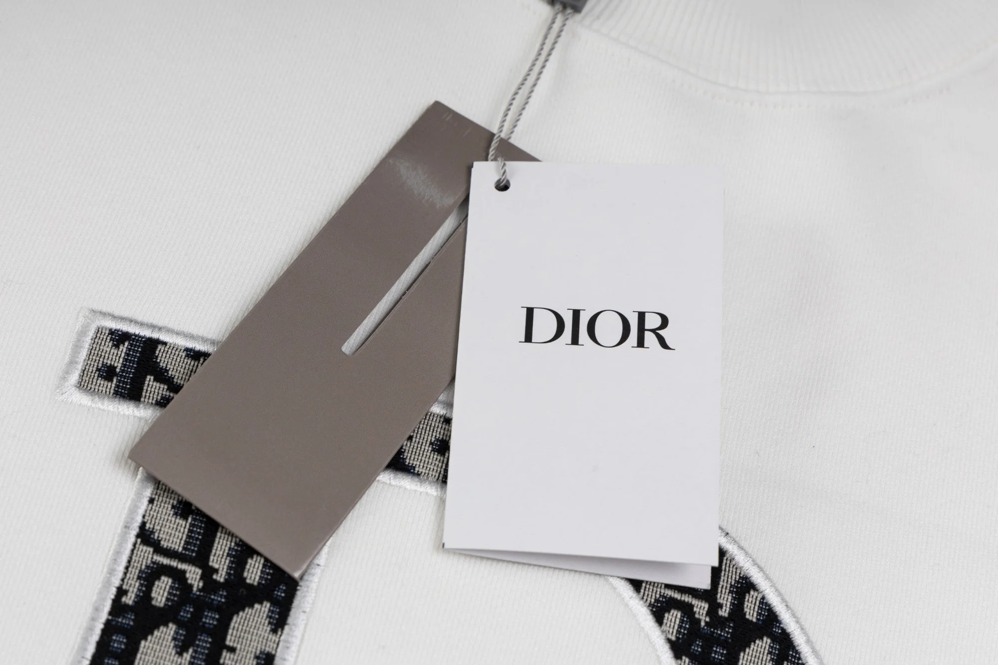 Embroidered cotton sweatshirt