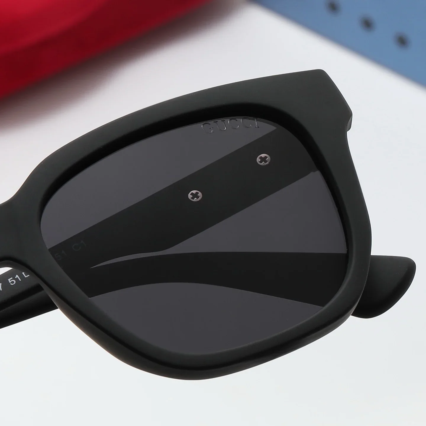 5 colors of fashionable and popular sunglasses  4199