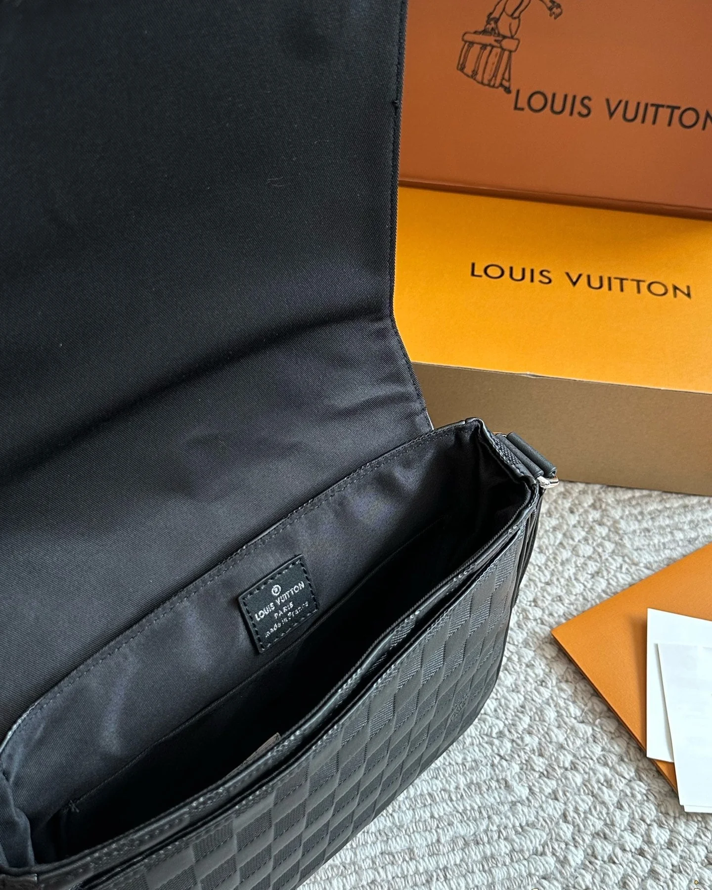 Men's Black Plaid Messenger Bag