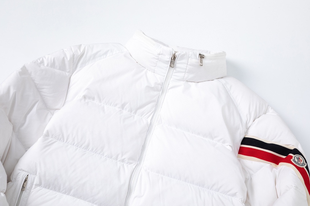 Three-color sleeve ribbon trim down jacket