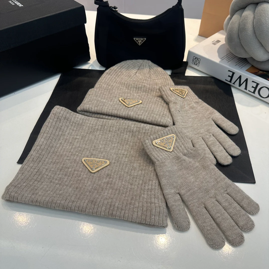Triangle knitted scarf hat gloves set