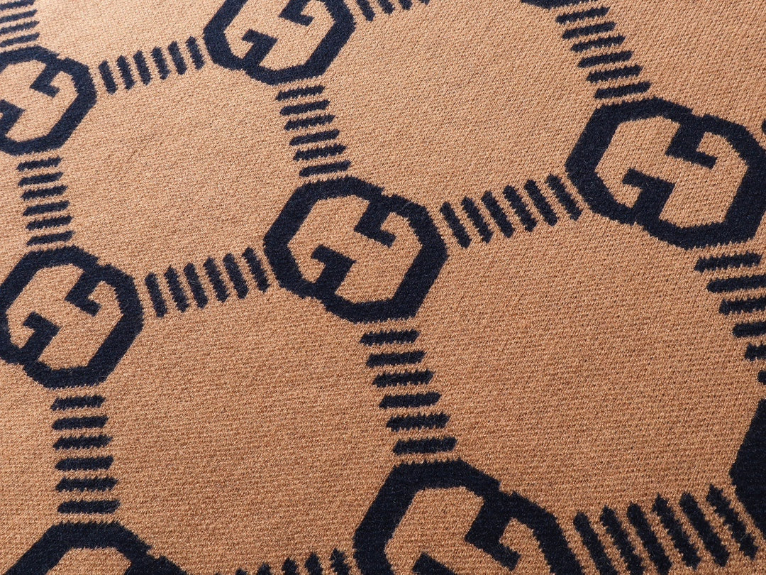 Jacquard-knit cashmere sweatshirt