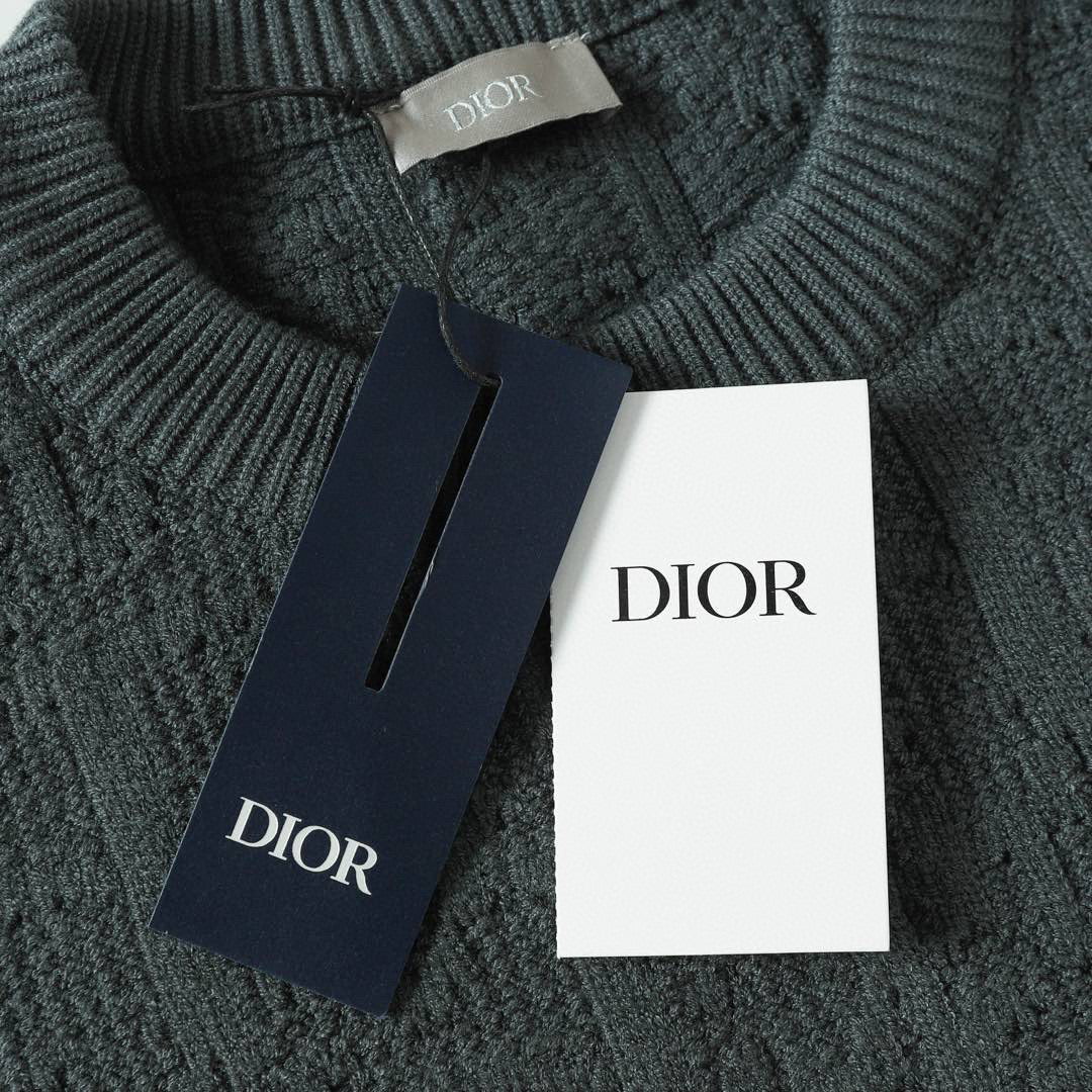 Knitted jacquard cashmere sweater