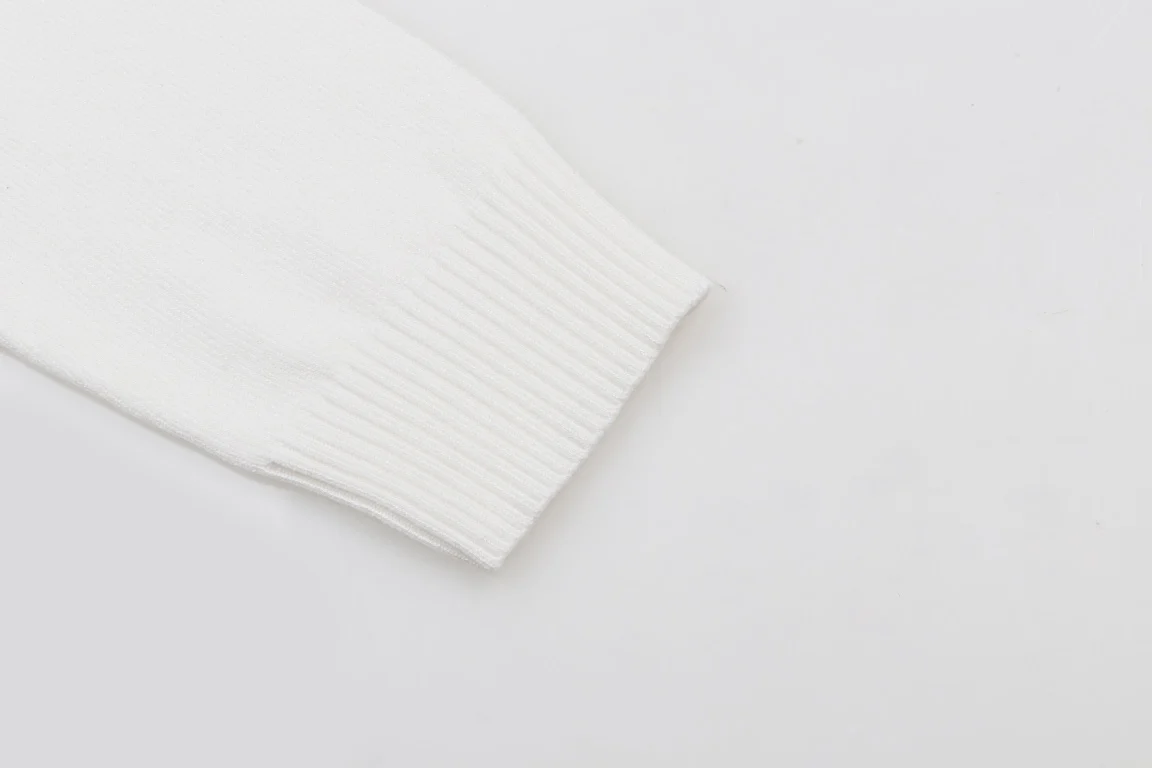 Embroidered knitted cashmere sweater