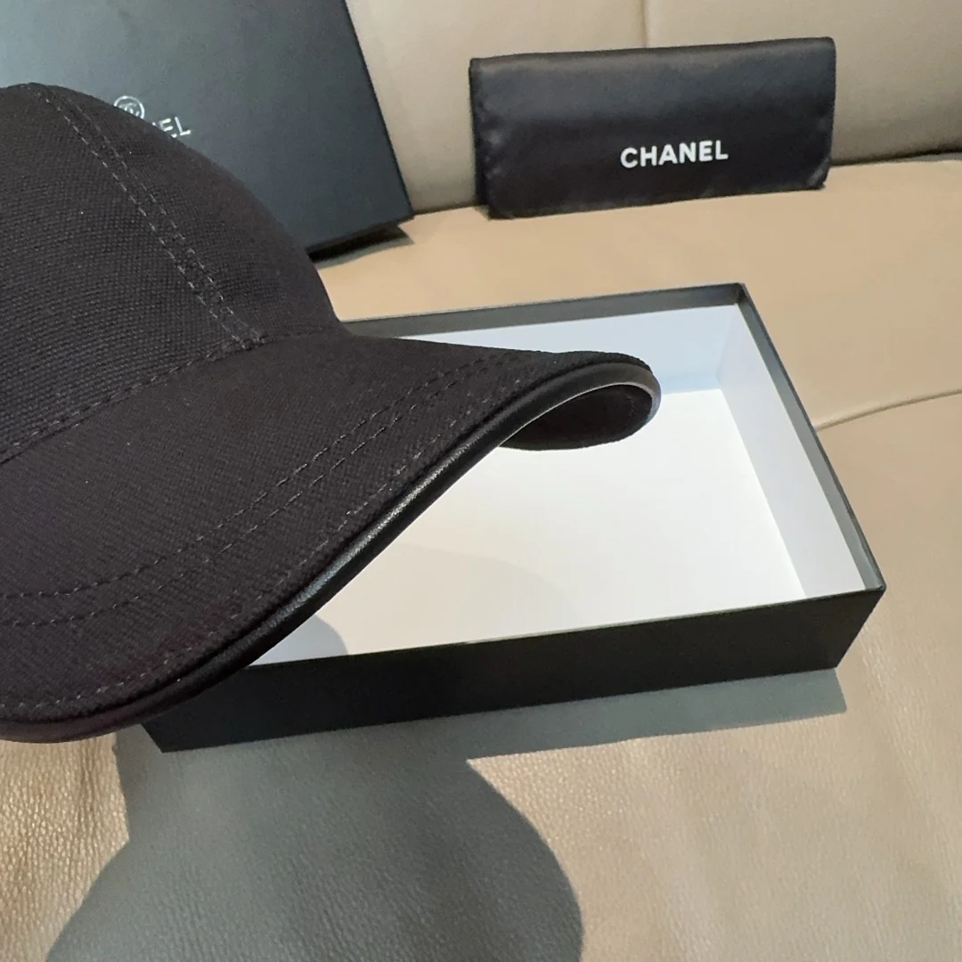 Embroidered lettering baseball cap