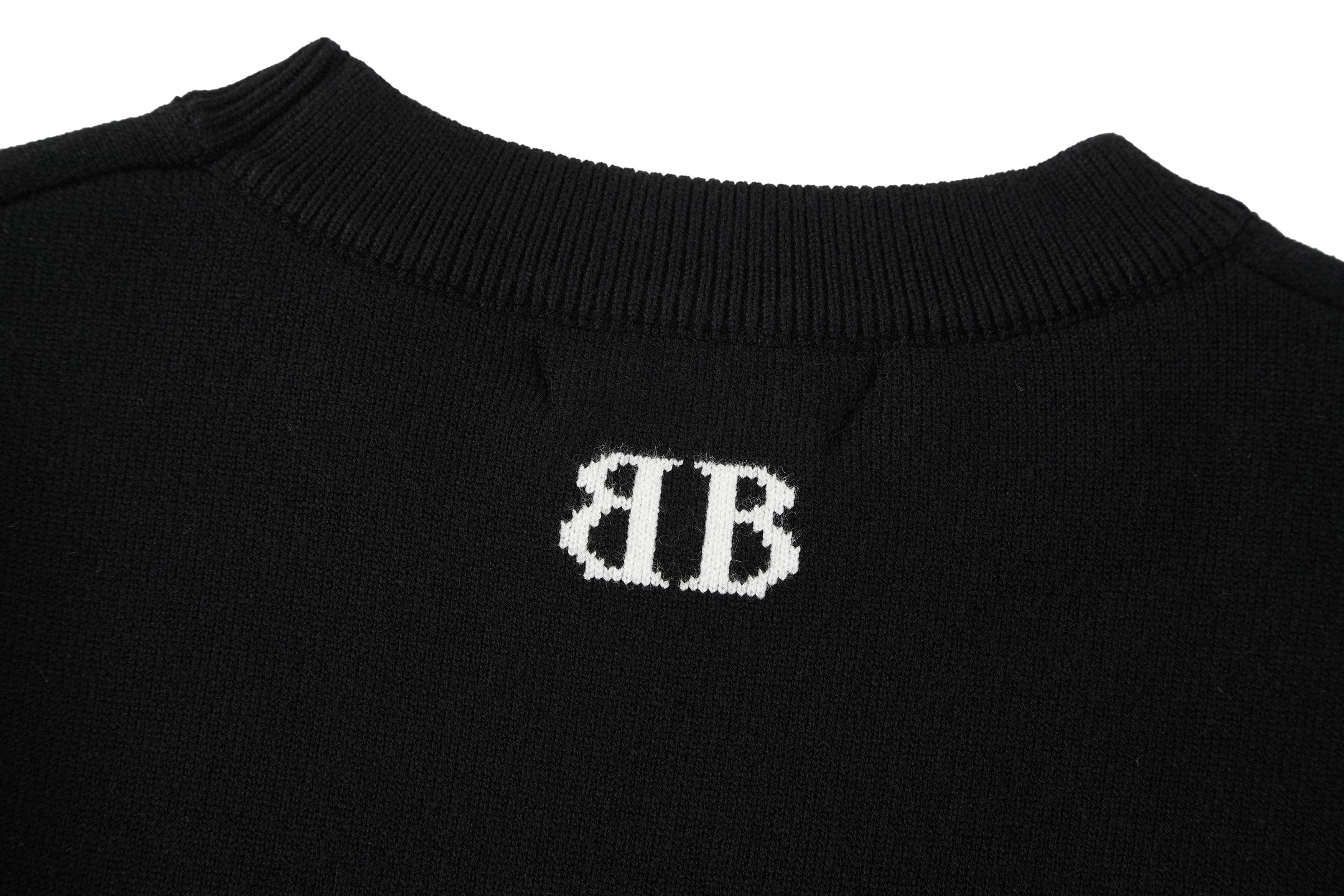 knitted embroidered sweatshirt
