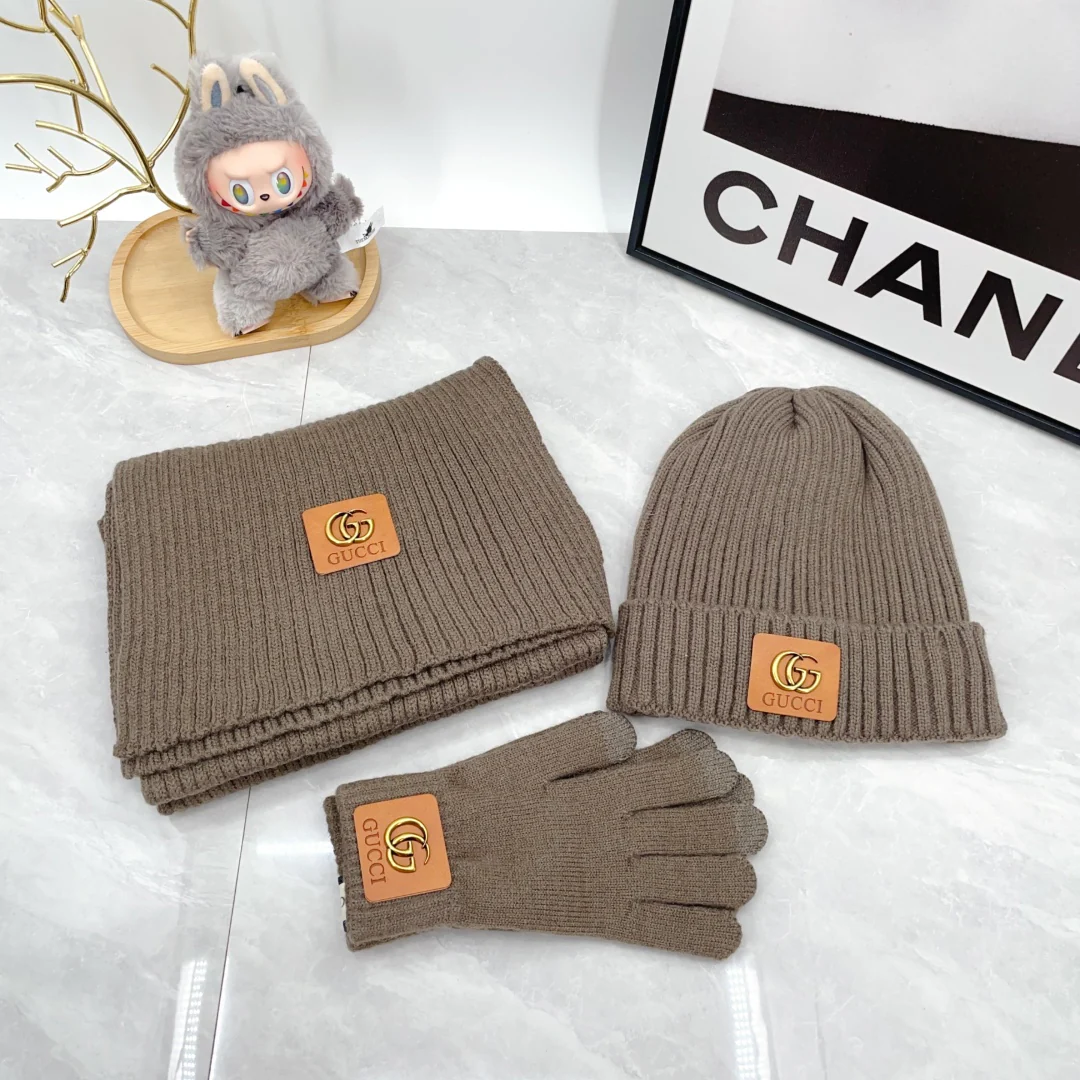 Metal Letters knitted scarf hat gloves set