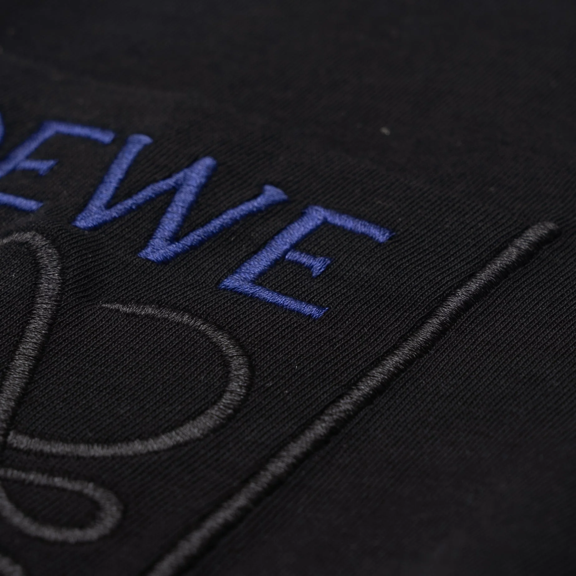 Printed T-Shirt: High-End Fashion Statement-1164