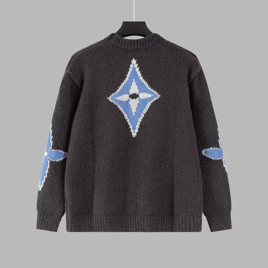 3 Color four-leaf jacquard sweater