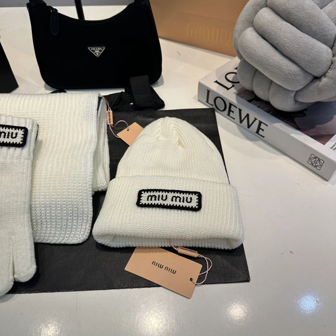 Embroidered knitted scarf hat gloves set