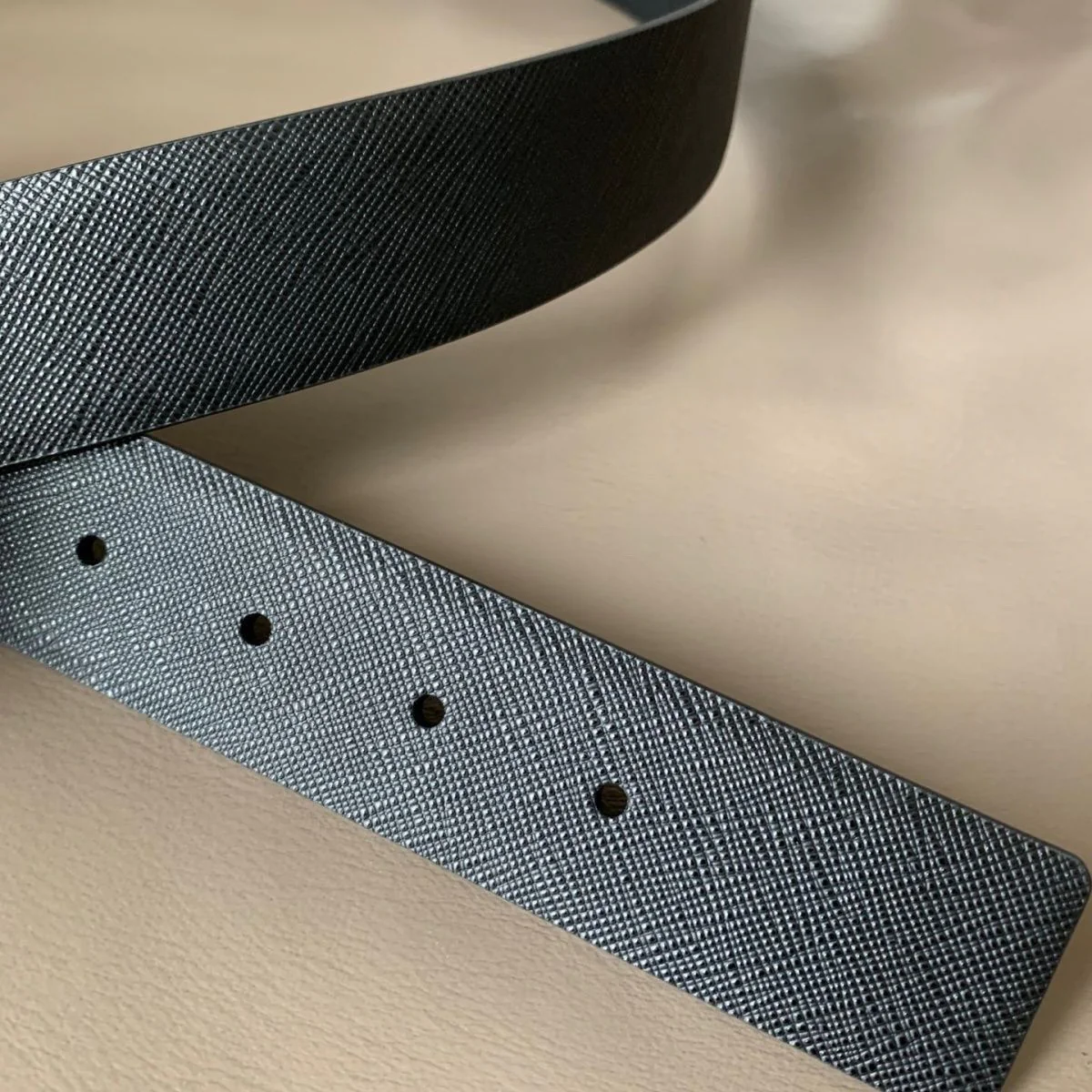 Fashion leather belts