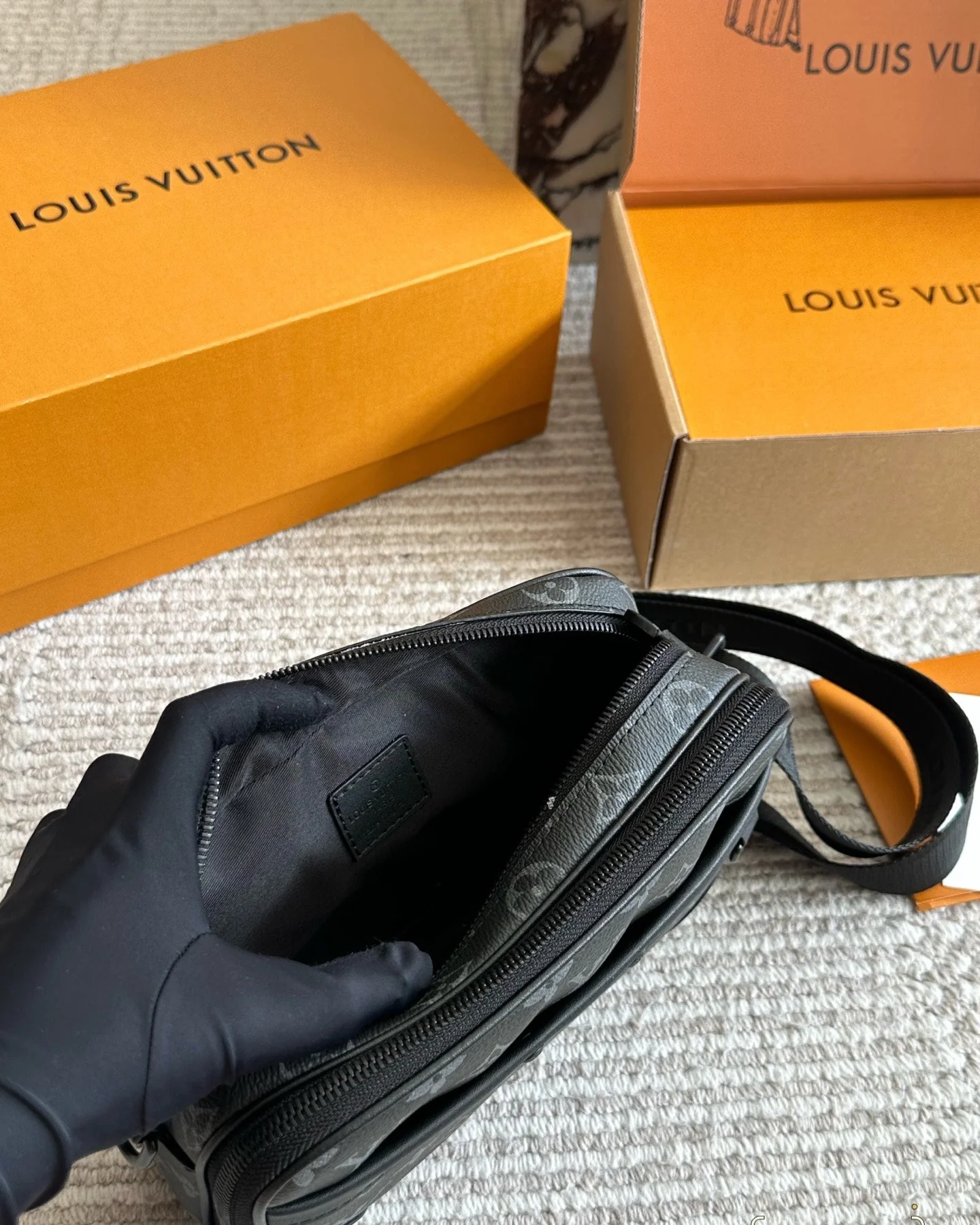 Fashion Leather men's crossbody bag