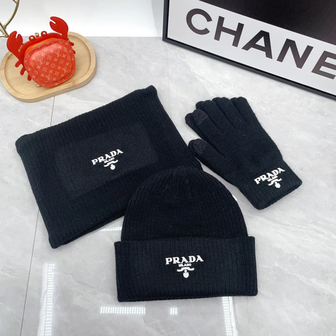 Jacquard knitted scarf hat gloves set