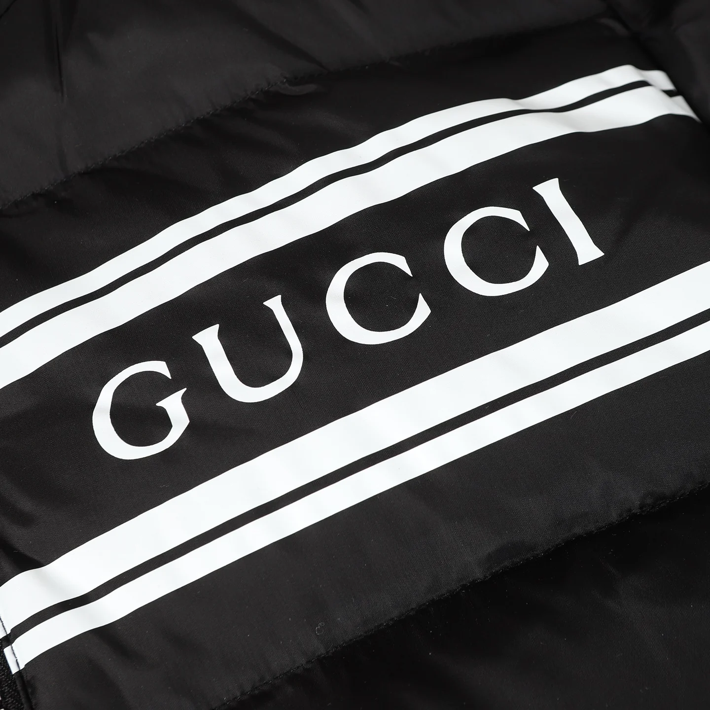 Detachable hooded down jacket