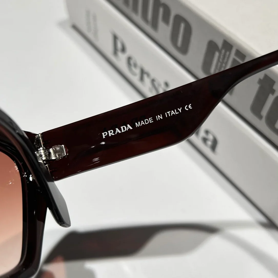 4 colors fashionable hot sunglasses  D28